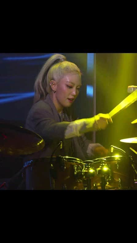 You Kyungのインスタグラム：「Bad Habit_Ed sheeran/uni Drum cam ver. (Badass unnies)  #kgirlband #band #uni #live #drum #drummer #drumcam #girlband」