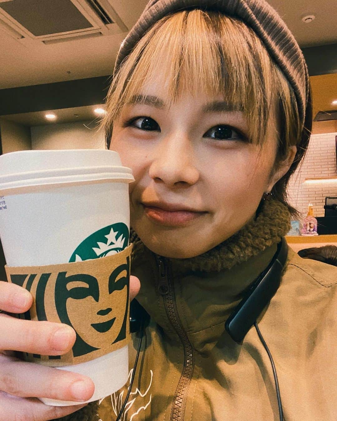 三浦彩佳のインスタグラム：「🗽👩‍🦳☕️📓✏︎♡  #onechampionship#mma#japan#atlete#ayakamiura#🇯🇵#tribetokyomma#zombie#🧟‍♀️#三浦彩佳#柔道#judo#🫶#🇹🇭#カチューシャ#ショートヘア#ショート#ヘアバンド」