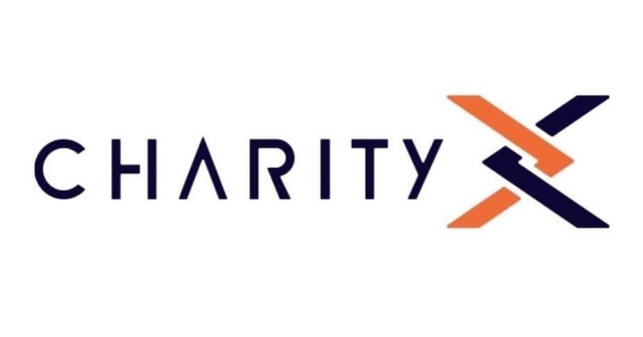 内山靖崇のインスタグラム：「この度、今日から新しくスタートするチャリティサービス「CHARITY X」の理事に就任することになりました。  僕も大好きなサッカー選手の小野伸二さんより声をかけて頂いたことがきっかけで実現しました  CHARITY Xを通してこれまで以上に多くの皆様とお会いし、少しでも感謝の気持ちといただいたパワーをお返しすることができたらと思います！  #CHARITYX #チャリティーエックス #チャリティー #チャリティーオークション #小野伸二 #福島千里 #内山靖崇」