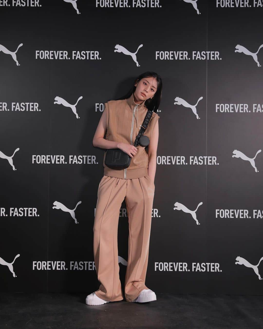 貴島明日香さんのインスタグラム写真 - (貴島明日香Instagram)「‍ ‍ PUMA 75th Anniversary “FOREVER.FASTER” THE SHOW 🤍 ‍ PUMAの過去、現在、未来をテーマにした壮大で斬新なショーでした。 スタイリングはもちろん、演出も面白くて目が離せなかった！ ‍  ‍ @pumajapan #foreverfaster #puma #プーマ」3月11日 8時08分 - asuka_kijima