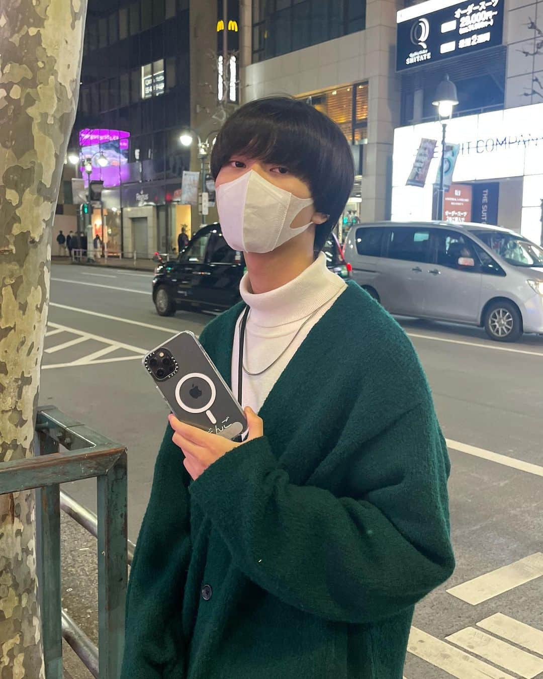 千葉海宙さんのインスタグラム写真 - (千葉海宙Instagram)「携帯のケース新しくしました😮 - - 今までのクリアケースって少し黄ばむのが悩みだったんだけど、このクリアケース黄ばまなくなったみたい＾＾ - - あとあとちょっとだけカスタムしました🫣 (だんごって書いてあるよ！) - - #casetify #shibuya #pr #おしゃれさんと繋がりたい」3月11日 10時32分 - umi_chu__