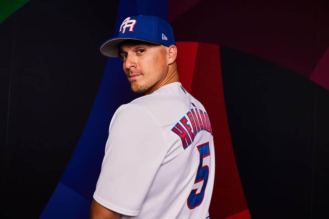 エンリケ・J・ヘルナンデスのインスタグラム：「So excited to put on Puerto Rico’s cap at this year’s World Baseball Classic! Grab your country’s cap now at New Era! @neweracap」