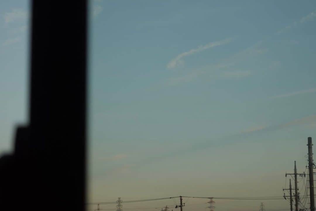 和内璃乃さんのインスタグラム写真 - (和内璃乃Instagram)「あなたの元に幸せの灯火がありますように。  午前5時の空と共に」3月11日 11時33分 - rino.wauchi