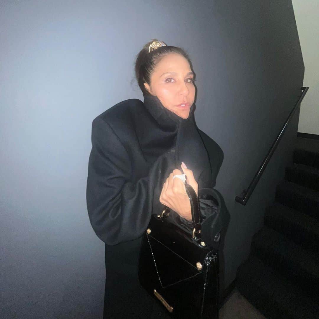 ローリー・リン・スタークさんのインスタグラム写真 - (ローリー・リン・スタークInstagram)「Versace Versace 💋」3月11日 12時24分 - laurielynnstark