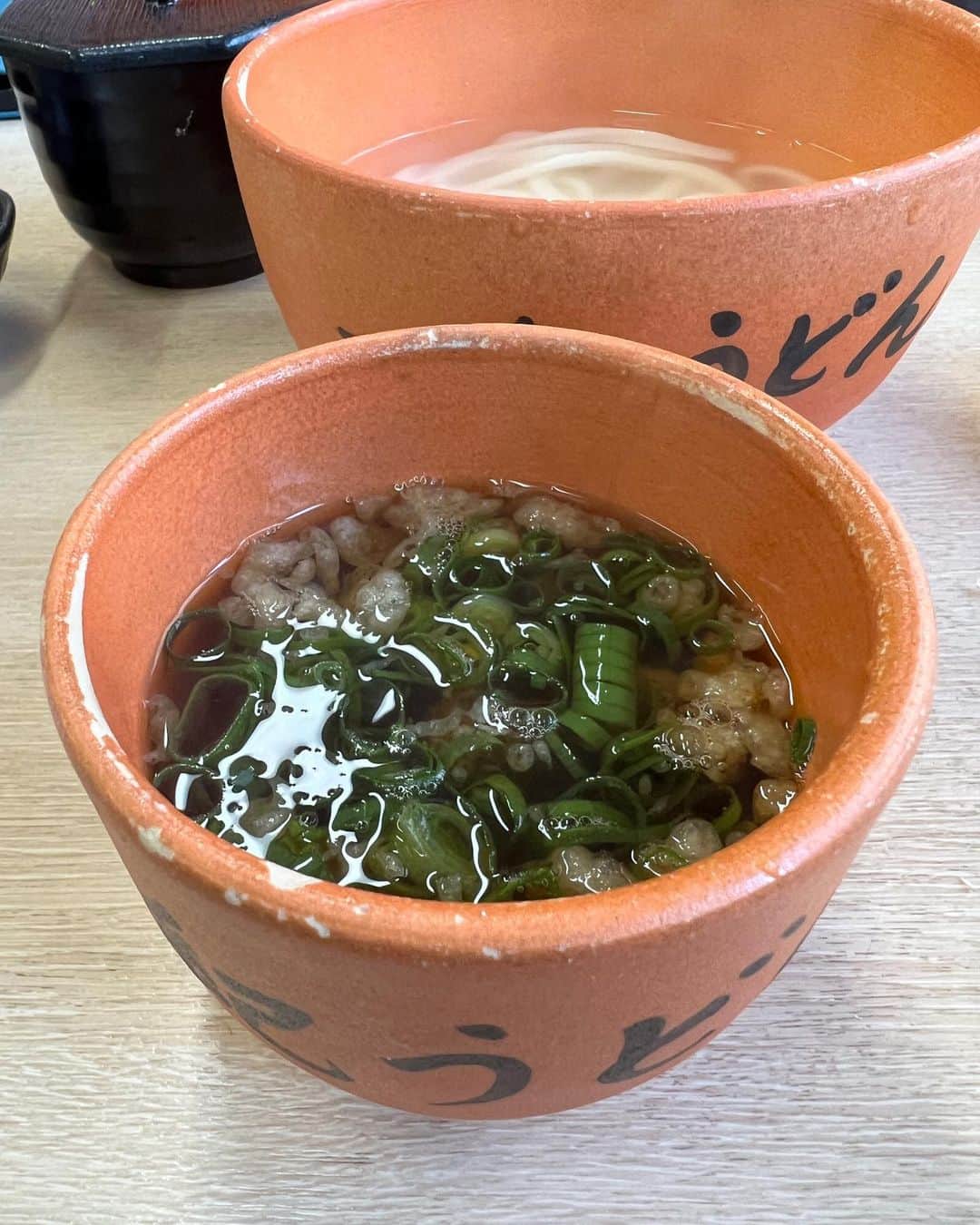 東 洋一郎さんのインスタグラム写真 - (東 洋一郎Instagram)「「天かす」  てんかす。 んー。こうみると かすもあれば違うのも す通りしてたが奥が深い だいたい同じと思う いやいや全然違う じゃあ好みはどれ？」3月11日 14時10分 - higashi_yoichiro