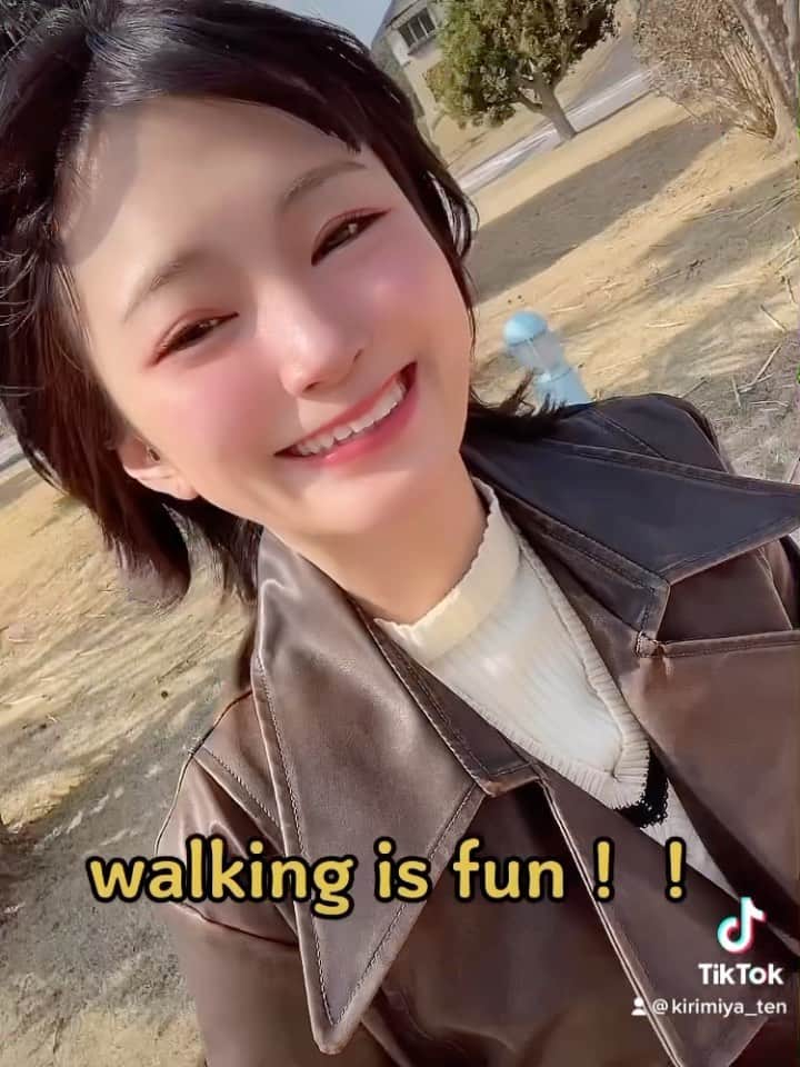 霧宮てんのインスタグラム：「お散歩してる動画(*´ω`*)」