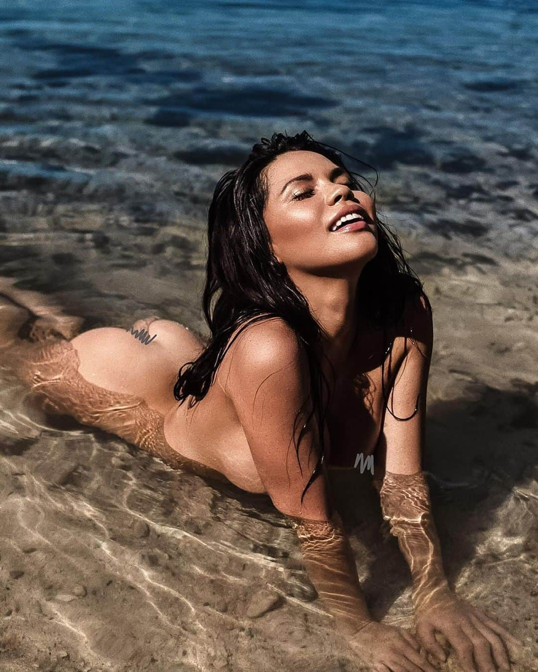 Tawny Jordanのインスタグラム：「Anniversary ☆ @TawnyJordan shot by @Jaime.Shoots | @JaimeMortonHawley for Playboy Philippines | Cover Pictorial  in Negril, Jamaica at @ParadiseChallenge   #playboycover #playboypictorial #tawnyjordan #pictorial #jaimemortonhawleyphoto #jamaica」