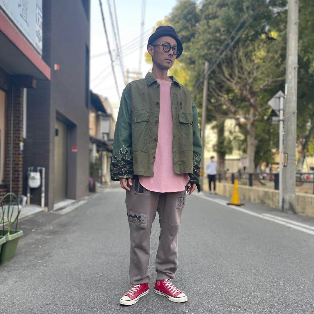 PERKのインスタグラム：「. STYLING SAMPLE NO.070  @inkjapan "FIRE EMB" ¥52,800  @___sic_ "NO.001 " ¥10,780  @_cultures_official "busy pants" ¥19,800  その他スタッフ私物  #inkjapan #___sic #cult_ures #___perk___」