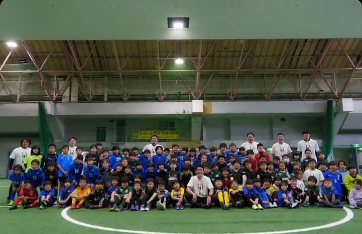 太田吉彰さんのインスタグラム写真 - (太田吉彰Instagram)「変わらない想い。 3.11宮城県仙台市にて 太田吉彰サッカー教室を開催しました。 たくさんの子供達そして保護者の皆様にご参加いただきました。　　 ありがとうございました。  サポートいただいた関係者の皆様ありがとうございました。　  #丸山株式会社　様 #佐藤永一　様　 #寒河江昌英　実行委員　 #田村直也　さん #萬代宏樹　さん #宮城県  #仙台市  #ワッセ仙台  #サッカー教室　 #太田吉彰  #希望の光　#ベガルタ仙台 @photo_jp_heyhey  #撮影」3月11日 16時51分 - yoshiakiohta09