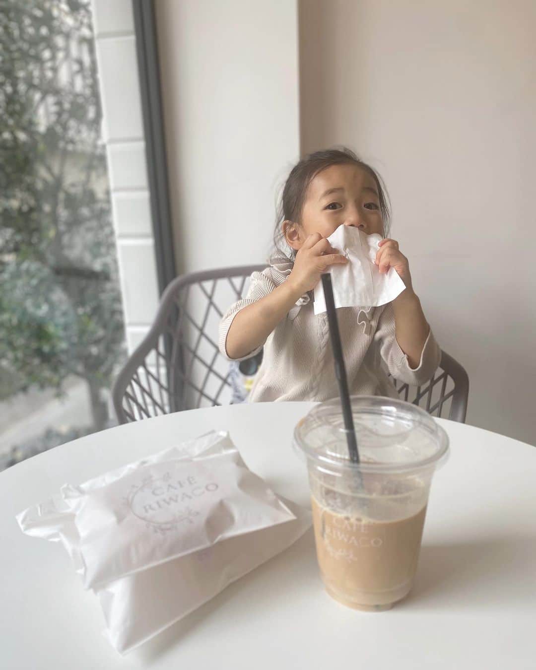 谷口紗耶香さんのインスタグラム写真 - (谷口紗耶香Instagram)「love donuts 🍩　  #cafe#offday #japan#naturalcafe #collagenpowder #大阪カフェ #osakajapan」3月11日 18時14分 - saayaamam