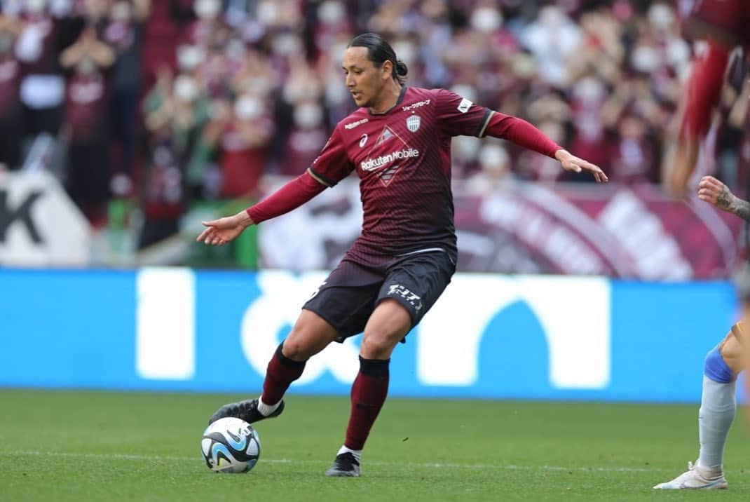 大崎玲央のインスタグラム：「応援ありがとうございました  #visselkobe #ヴィッセル神戸」