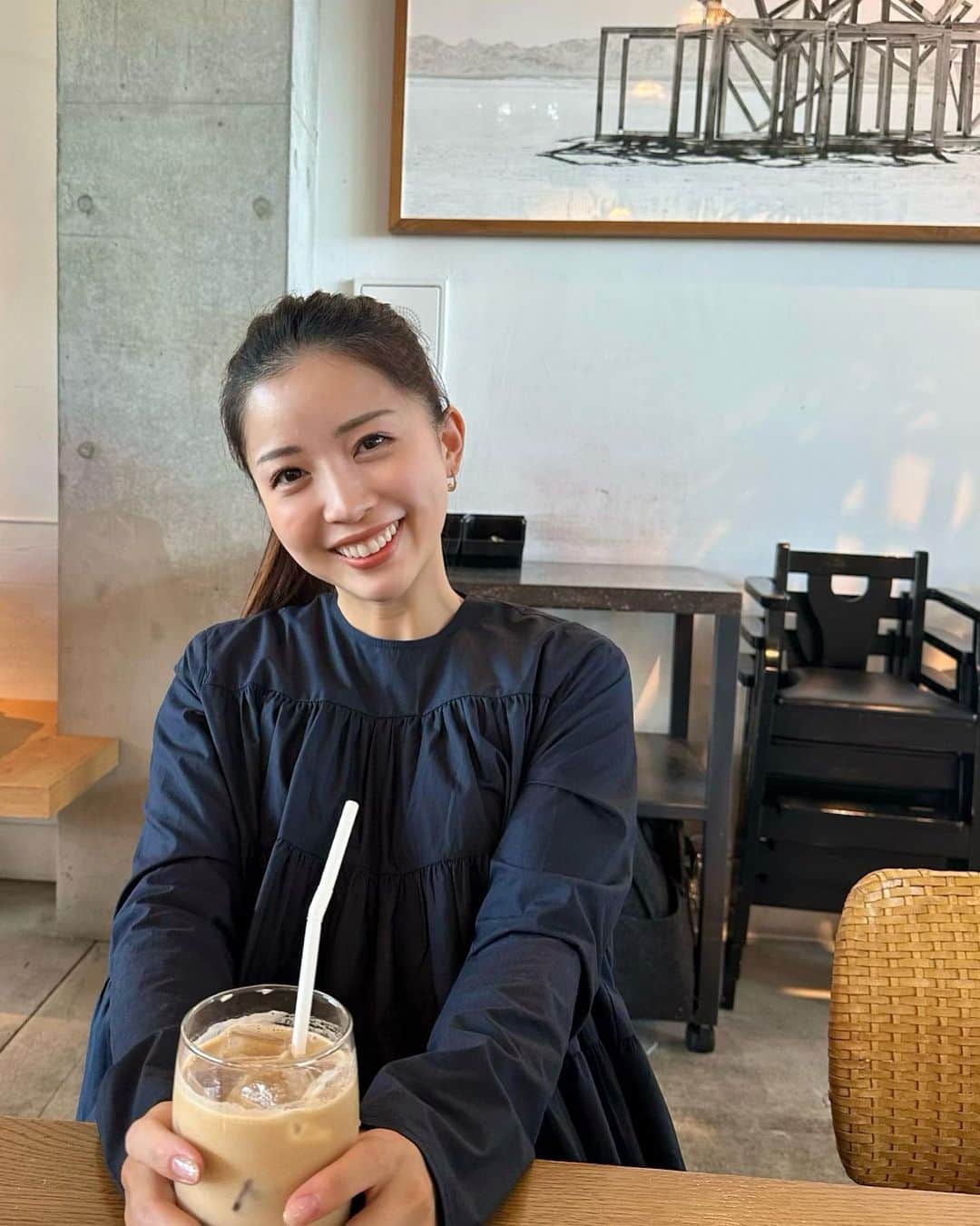 のインスタグラム：「♡ 　 全く投稿していない事に気が付きました！ ストーリーズで満足しがち... アイスドリンクを頼める季節が嬉しい☀️ ⁡ ⁡」