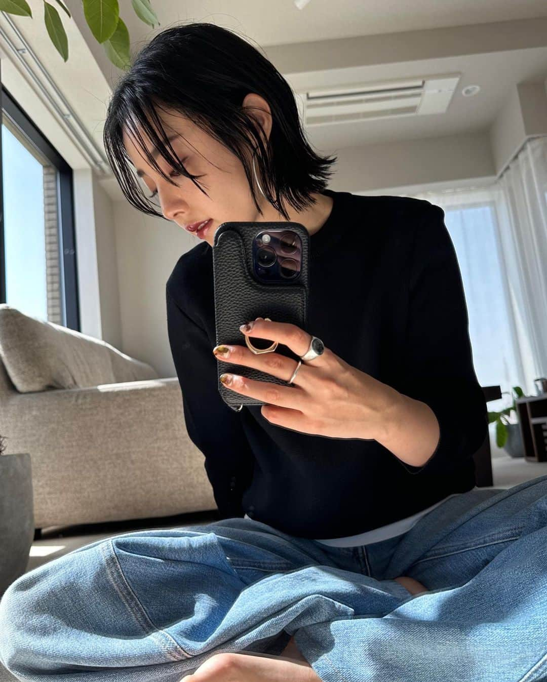 松山かなこさんのインスタグラム写真 - (松山かなこInstagram)「レイヤー沢山いれてもらった💇🏻‍♀️ 長さは一緒だけど気分変えられて嬉しい🤍 #hairstyle」3月11日 21時00分 - kanakonaimen