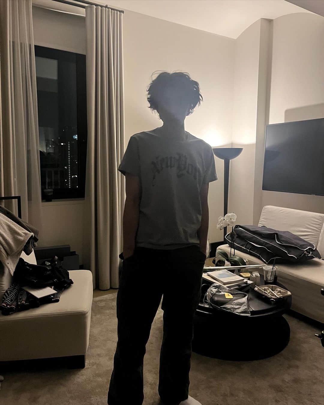 ジャニーのインスタグラム：「excuse the mess」