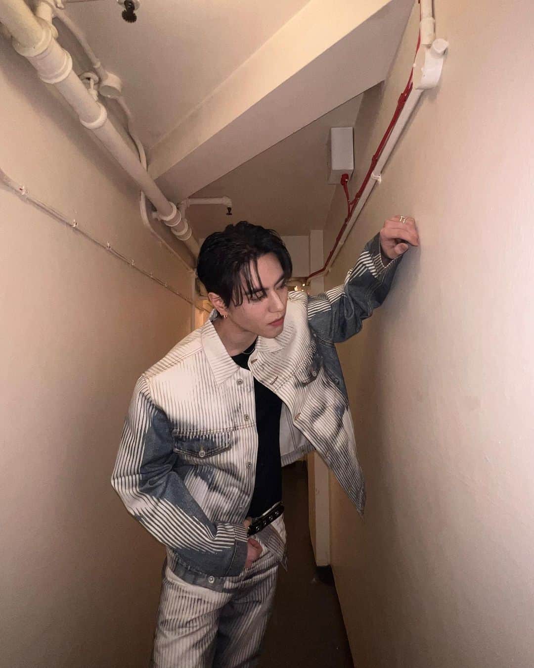 ユギョム さんのインスタグラム写真 - (ユギョム Instagram)「London~~~~🙏🙏🙏☺️💚」3月11日 21時45分 - yugyeom
