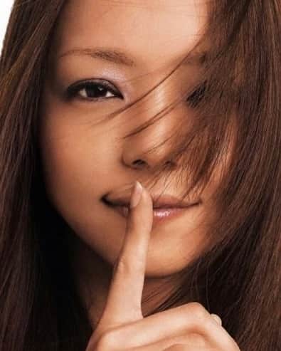 安室奈美恵　ファンアカウントのインスタグラム：「✨Japanese great songstress "NAMIE AMURO"✨ ✨Please enjoy her wonderful song and dance✨  #安室奈美恵 #namieamuro #amuro#namie #music#live#style #beauty#cute#happy #smile#笑顔#peace #かわいい#大好き #love#singer#diva #swag#cool#tbt #fashion#nature#hair #dance#friend」