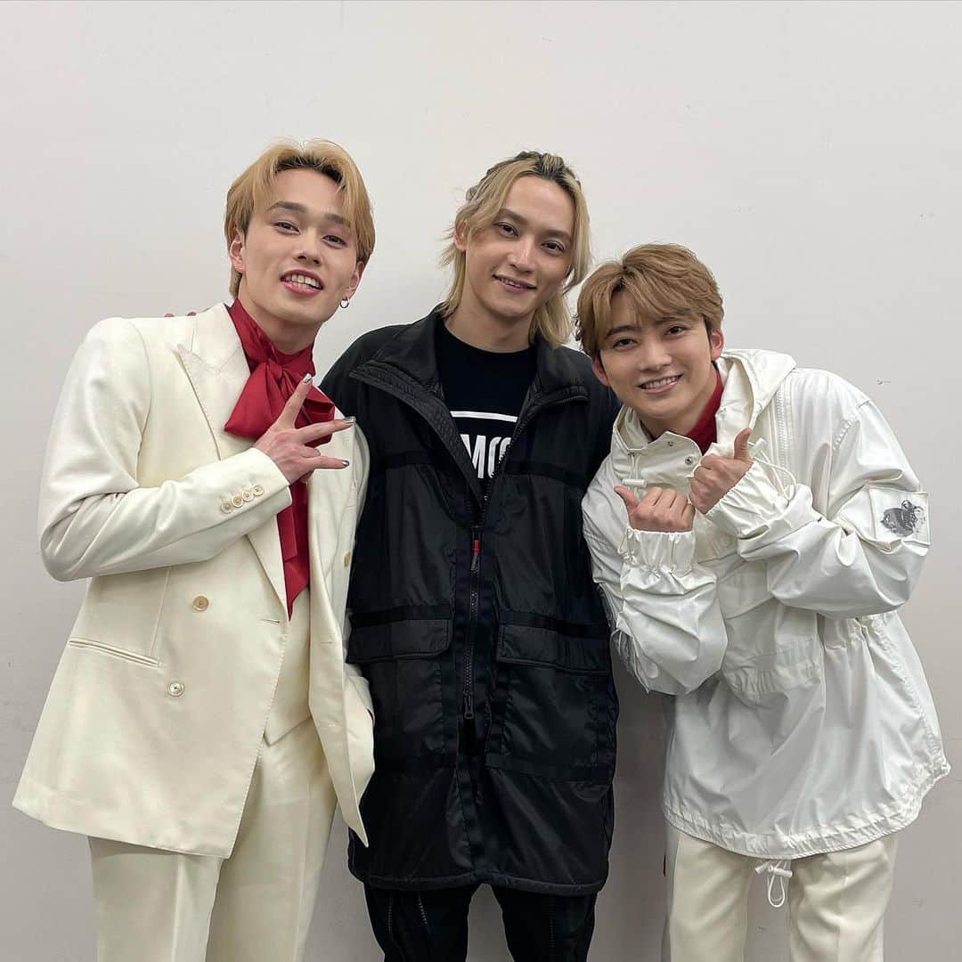 森次政裕のインスタグラム：「D.U.N.K Showcase Day2  s**t kingzさん （ @stkgz_official ）コラボ：New Chapter -Remix- w/和田 颯さん( @da_ice_staff ) SOTAさん／SHUNTO さん( @befirst__official ) SHOYA さん( @maisonb_official ) ユーキ／マサヒロ( @bullettrain8 )  ゲスト出演させて頂きました 会場が最高の盛り上がりで楽しかったです！！！ やっぱりダンス最高ですね🤟🏼❤️‍🔥 ありがとうございました！ ⁡ #D_U_N_K_ #D_U_N_K_showcase  @skyhidaka」