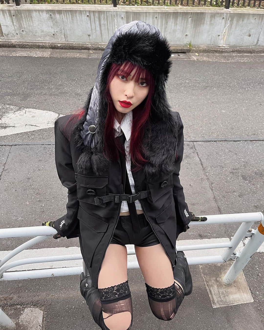 なつかのインスタグラム：「🦴➿( ʘ̅◡ʘ̅ )  outer⋆ ★ @mixdo_official  @mixdo_japan_official」