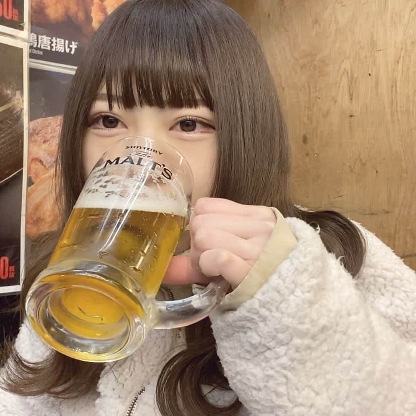 中澤莉佳子のインスタグラム：「ビールおいしい」