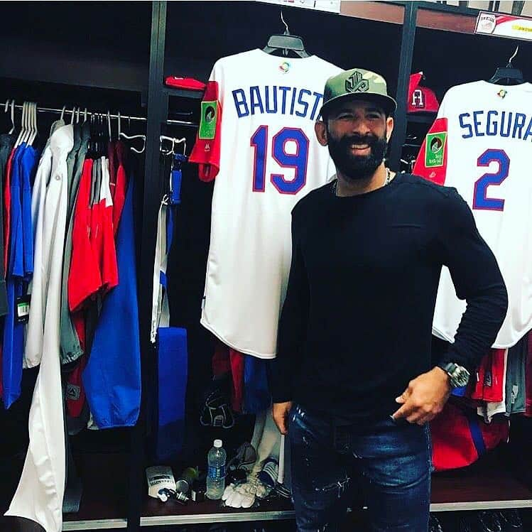 ホセ・バティスタのインスタグラム：「Vamo’ Arriba Dominicana #WBC #worldbaseballclassic  #platanopower」