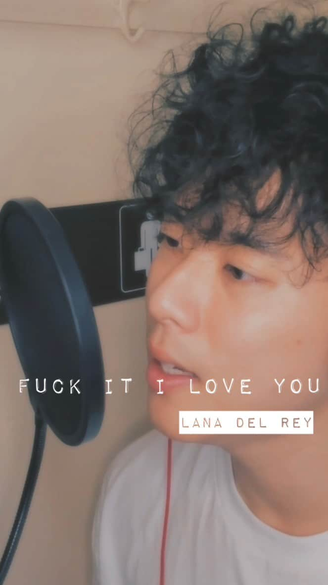 柳喬之のインスタグラム：「Fuck it I love you by Lana Del Rey(Cover)  #nycsinger #lanadelrey #nfr #coversong」