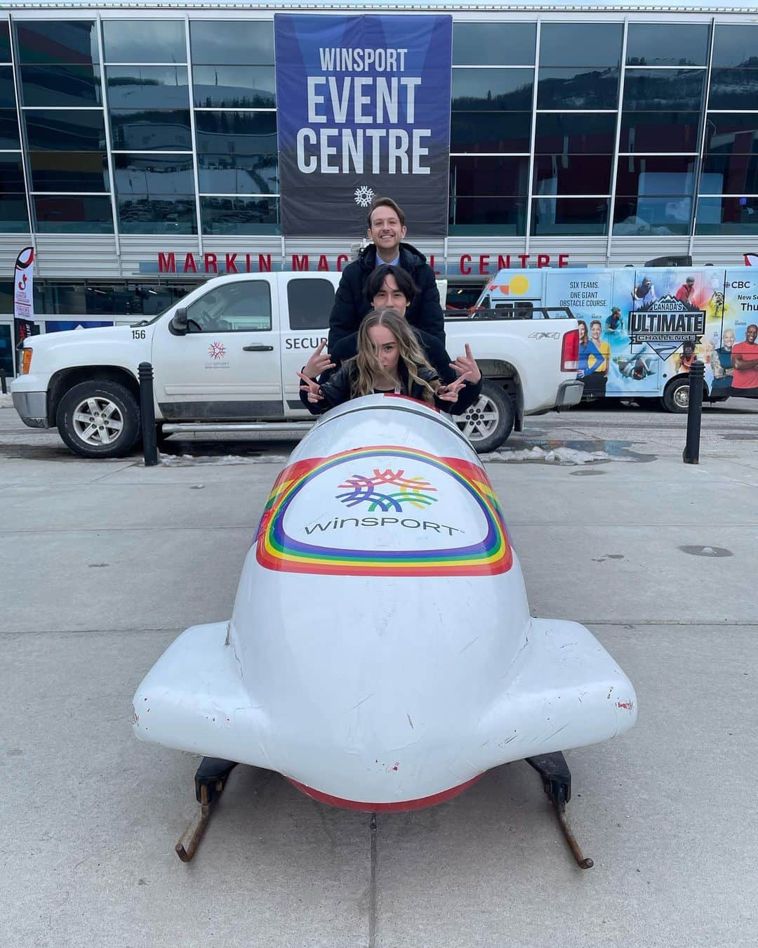 ステファノ・カルーゾのインスタグラム：「Calgary 2023 JWC 🇩🇪⛸️ . . . . . #EID #eliteicedance #Berlin #Calgary #JWC2023 #TeamWork #karlhoferichter #figureskating #iceskating #DEU #SCBerlin #icedancing #icedance #iceskate #figureskater #patinaje #worldfigure #eurofigure #TeamGermany #teamdeutschland #eistanz #CiaoBelli」
