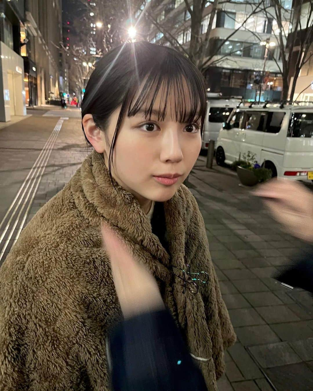 渡邉美穂さんのインスタグラム写真 - (渡邉美穂Instagram)「この写真のポイントはヒュッと伸びている手」3月12日 19時18分 - mihowatanabe_