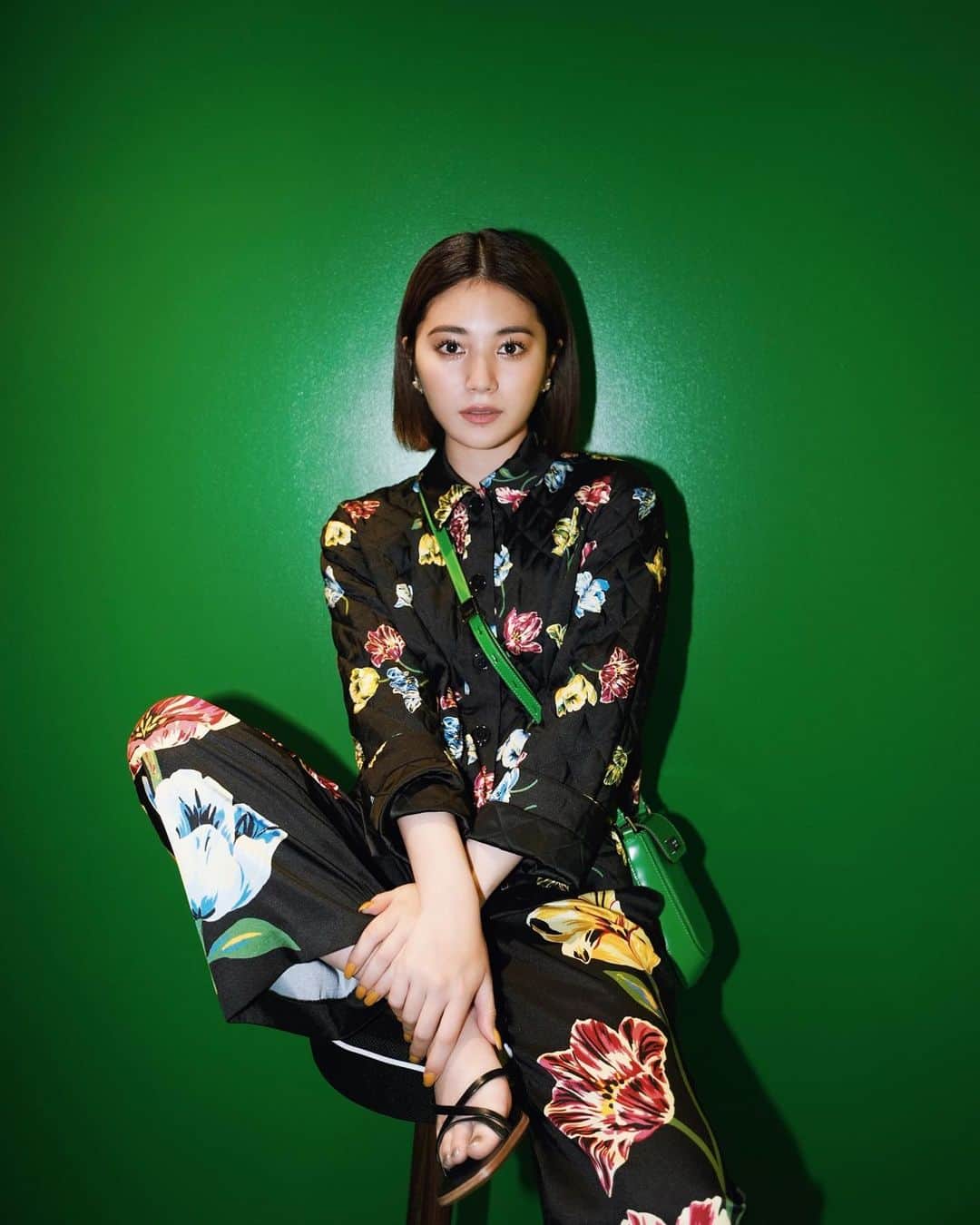 浪花ほのかのインスタグラム：「Kete Spade、ブランド設立30周年🍏🍏 設立当初のシグネチャーカラーであるグリーンがカムバックしたみたい💚💚  Kate Spade New York Green Room が、kate spade new york 銀座店にて、2月1日(水) ~ 6月まで開催します🥰  是非チェックしてみてください😊  #katespadejapan  #ケイトスペードアドベンチャー   #サムアイコン  @katespadejapan」
