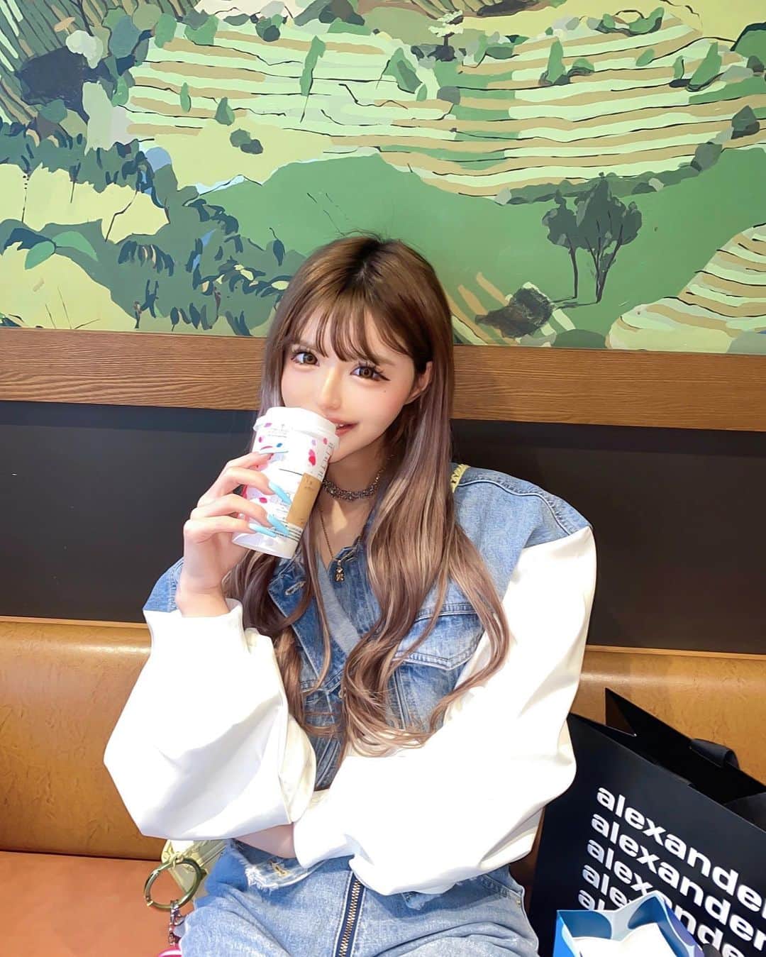 アンジェリカのインスタグラム：「にこにこchan 💖💦🤍🪄」