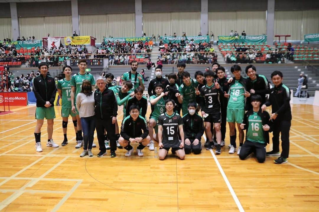 小野寺太志さんのインスタグラム写真 - (小野寺太志Instagram)「… vs 東京GB 3-1 WIN !!!  #0312 #15勝目 #Vリーグ #JTサンダーズ広島」3月12日 20時08分 - taishi.o