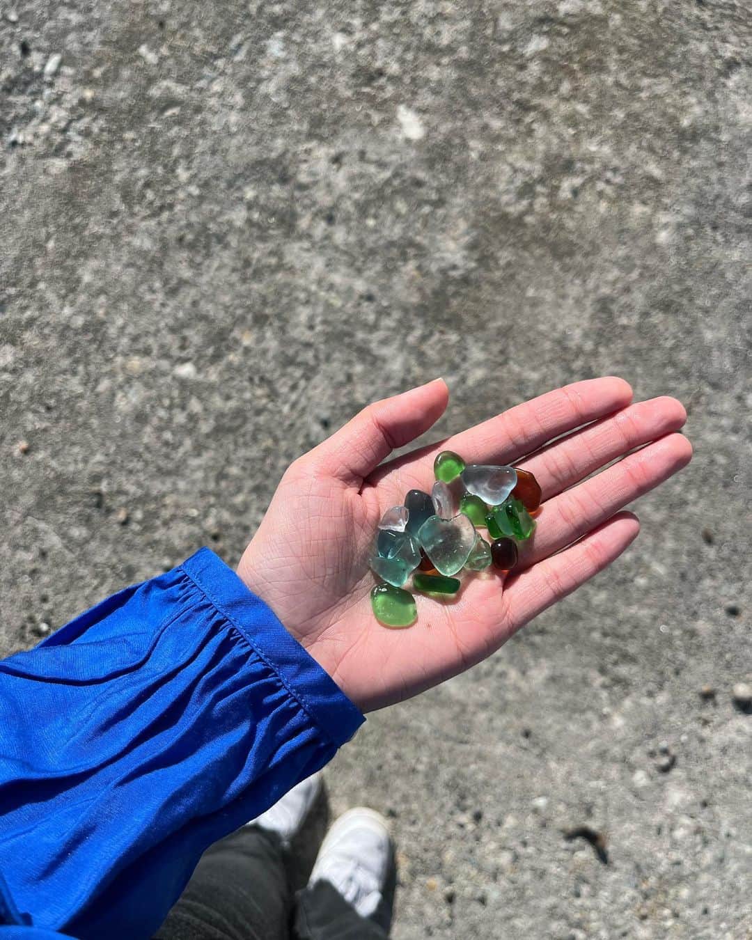 大西陽羽のインスタグラム：「Seaglass」