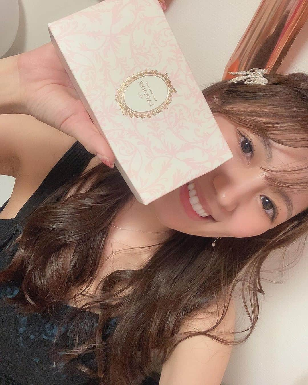 穂波はるさんのインスタグラム写真 - (穂波はるInstagram)「昨日のマイホーム来店で誕生日たくさんの方にお祝いしていただき幸せでした🐰🍀  会いに来てくださったみなさま マイホームのみなさまありがとうございました🤍」3月12日 15時45分 - honami.haru