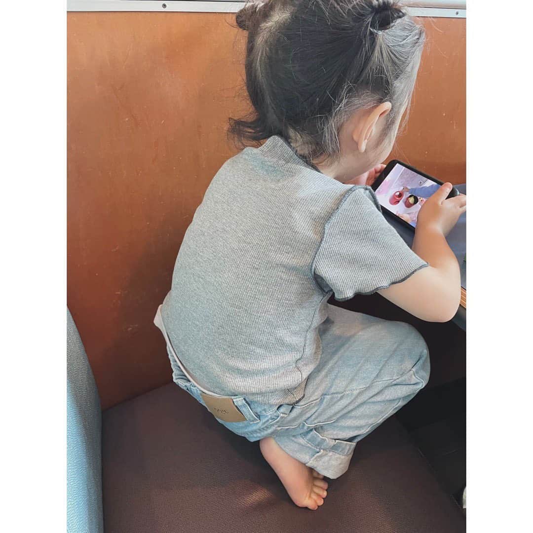野尻美穂さんのインスタグラム写真 - (野尻美穂Instagram)「初めて見た景色と見慣れた景色のなんとなく感じる差。😂  #tokyodisneysea #どちらも推せるけど4枚目だけ😂 #youtube」3月12日 18時06分 - miho_cocoa