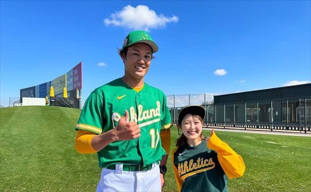 諸國沙代子のインスタグラム：「. 先日の冬休みで、アリゾナ一人旅へ✈️ オークランド•アスレチックスの スプリング•トレーニングに 行ってきました⚾️ . #藤浪晋太郎 投手の MLBオープン戦初登板が見られて 感慨深かったし、最高でした🥺✨ FUJIー！開幕に向けてファイトー！ . アリゾナ最終日の午後は サクッと他の球場も🏟 #oaklandathletics  #hohokamstadium  #losangelesangels  #chicagocubs  #sanfranciscogiants #冬休みの思い出」