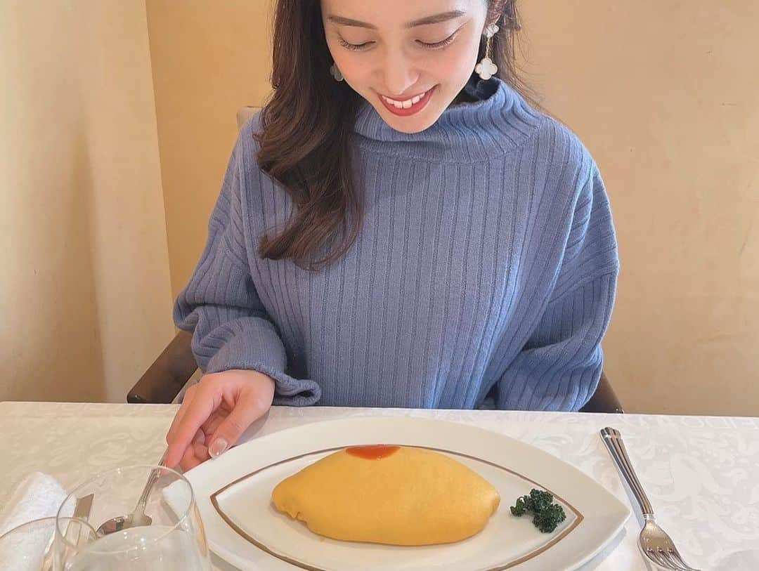 内田侑希さんのインスタグラム写真 - (内田侑希Instagram)「ちょっと前の… ななさんとオムランチ🐣 オムレツがツルツルすぎてキレイだった✨お家でもできたらいいのに🥹❣️  楽しすぎて時間が過ぎるのが一瞬でした😂❤️ また遊んでください♪」3月12日 18時13分 - uchida_yukkii