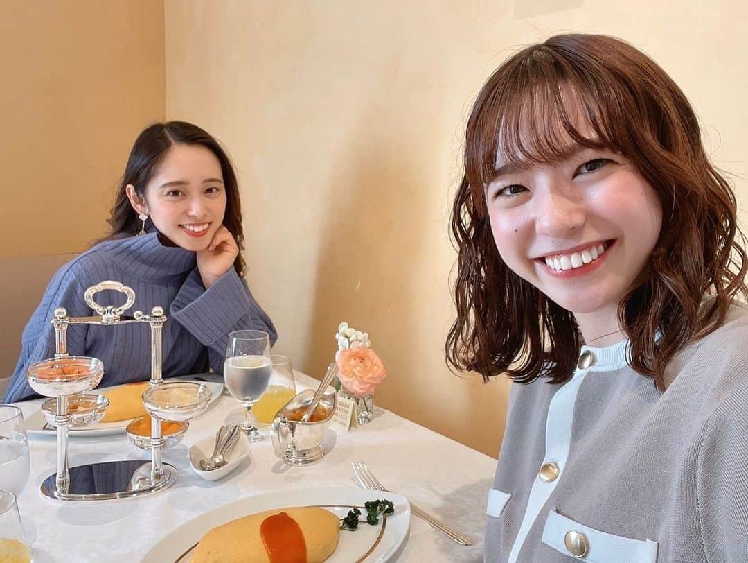 のインスタグラム：「ちょっと前の… ななさんとオムランチ🐣 オムレツがツルツルすぎてキレイだった✨お家でもできたらいいのに🥹❣️  楽しすぎて時間が過ぎるのが一瞬でした😂❤️ また遊んでください♪」