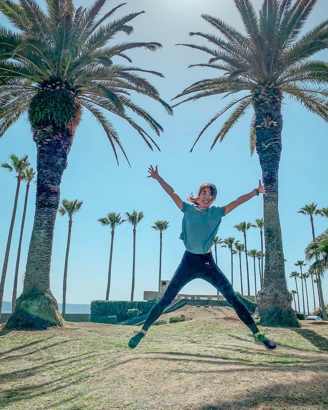 中橋舞さんのインスタグラム写真 - (中橋舞Instagram)「♡ JUMP!!!!  昨日は本当に気持ちよく走れた✨✨  ハワイっぽいけど 日本です❤︎  いつかホノルルマラソンにでたいなぁーと思いつつ 次のレースは何も予定がないので😂 何か目標みつけたいな！  今日は名古屋WMでしたが お友達ランナーがみんなキラキラの笑顔で インスタ、Twitterの投稿を見ているだけで 元気をもらった😍  #ランニング #run #runner #runforfun #runforlife #runhappy #runlife #runlifestyle #workoutsnap #ランニング女子 #garmin #igランナーズ #神戸ランナー #横浜ランナー #myrun」3月12日 20時47分 - mai_nakahashi