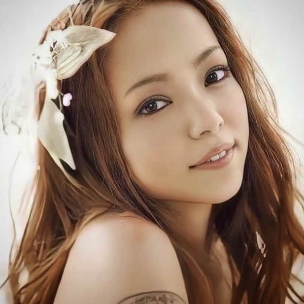 安室奈美恵　ファンアカウントのインスタグラム：「✨Japanese great songstress "NAMIE AMURO"✨ ✨Please enjoy her wonderful song and dance✨  #安室奈美恵 #namieamuro #amuro#namie #music#live#style #beauty#cute#happy #smile#笑顔#peace #かわいい#大好き #love#singer#diva #swag#cool#tbt #fashion#nature#hair #dance#friend」