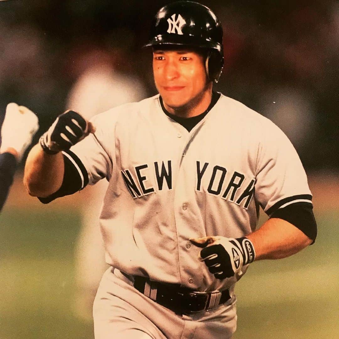 佐藤隆太さんのインスタグラム写真 - (佐藤隆太Instagram)「⚾️侍ジャパン🇯🇵 １次ラウンド無傷の首位通過おめでとう❗️🔥 そしてありがとう‼️😍  てな訳で… 写真はヤンキース時代、不振が続く中「ここぞ！」という場面で値千金の一発を放ち、チームを劇的勝利に導いた時の一枚😂 #腹立つ顔 #グッときてんじゃねぇよ😂  #WBC #侍ジャパン」3月12日 22時44分 - ryutasato