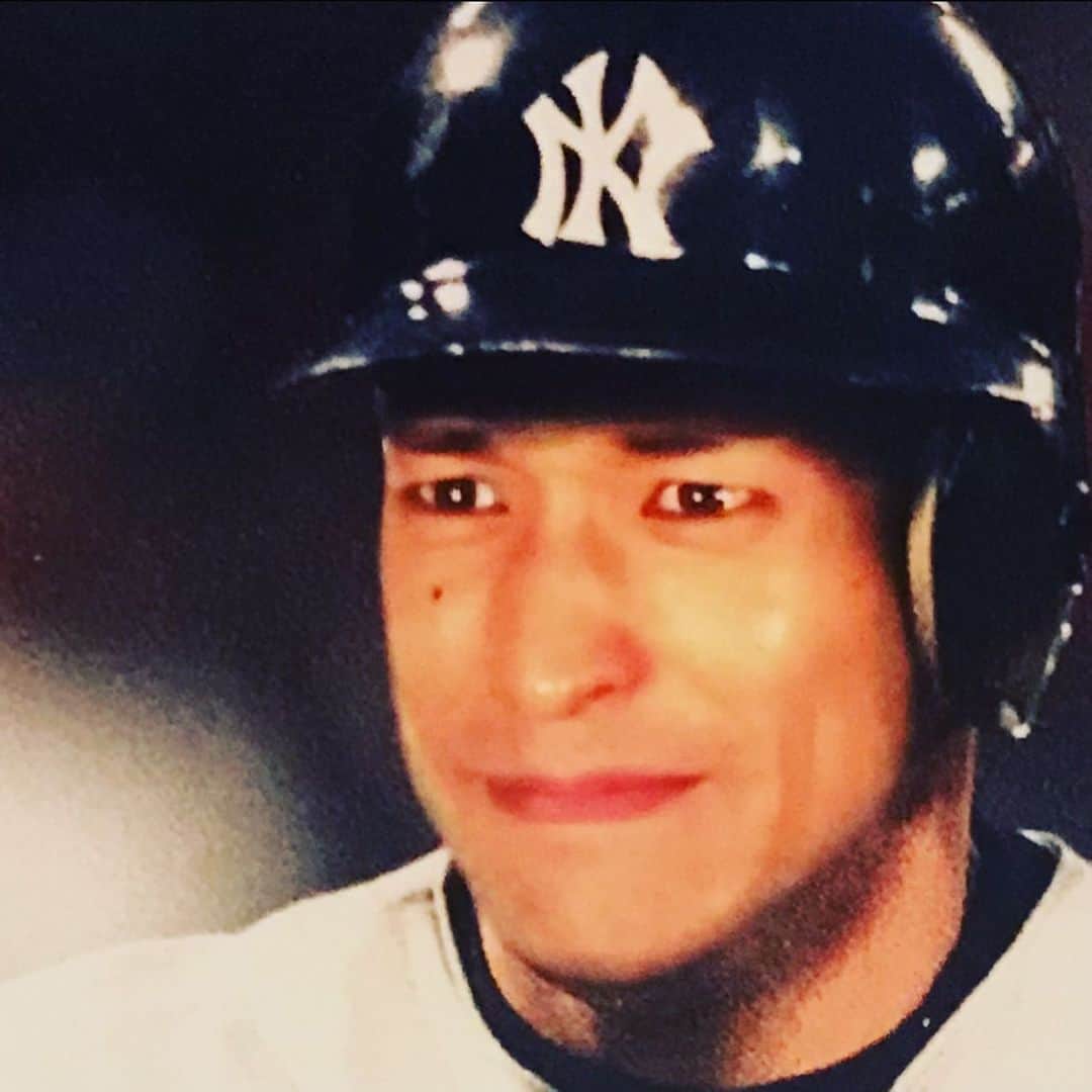 佐藤隆太さんのインスタグラム写真 - (佐藤隆太Instagram)「⚾️侍ジャパン🇯🇵 １次ラウンド無傷の首位通過おめでとう❗️🔥 そしてありがとう‼️😍  てな訳で… 写真はヤンキース時代、不振が続く中「ここぞ！」という場面で値千金の一発を放ち、チームを劇的勝利に導いた時の一枚😂 #腹立つ顔 #グッときてんじゃねぇよ😂  #WBC #侍ジャパン」3月12日 22時44分 - ryutasato