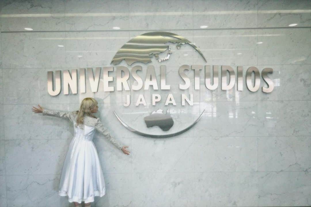 小池美波さんのインスタグラム写真 - (小池美波Instagram)「ユニ春!ライブ2023🌎  幼少期からの思い出がたくさん詰まっている場所でライブをさせていただけたことが心から幸せで、忘れられない春になりました‪‪☺︎‬  皆さんにとっても忘れられない春になっていますように…♡  #USJ#ユニバ#ユニ春 #忘れられない春が要る」3月13日 0時05分 - miichan_official