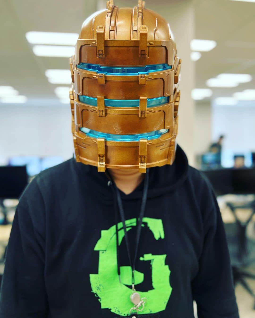 須田剛一のインスタグラム：「Got this from Ishimura! #deadspace」