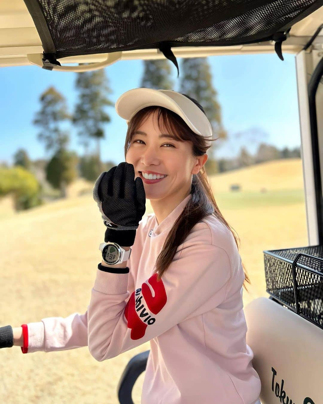 佐野真彩さんのインスタグラム写真 - (佐野真彩Instagram)「golf⛳️ お天気が良すぎて暑いくらいでした🫠♡ ⌚️ @garminjp   #archivio @love_callaway #callaway #東急セブンハンドレッドクラブ #佐野ゴルフコーデ　#ゴルフコーデ #ゴルフ女子 #ゴルフ好き #garmin」3月13日 8時33分 - sano.maya