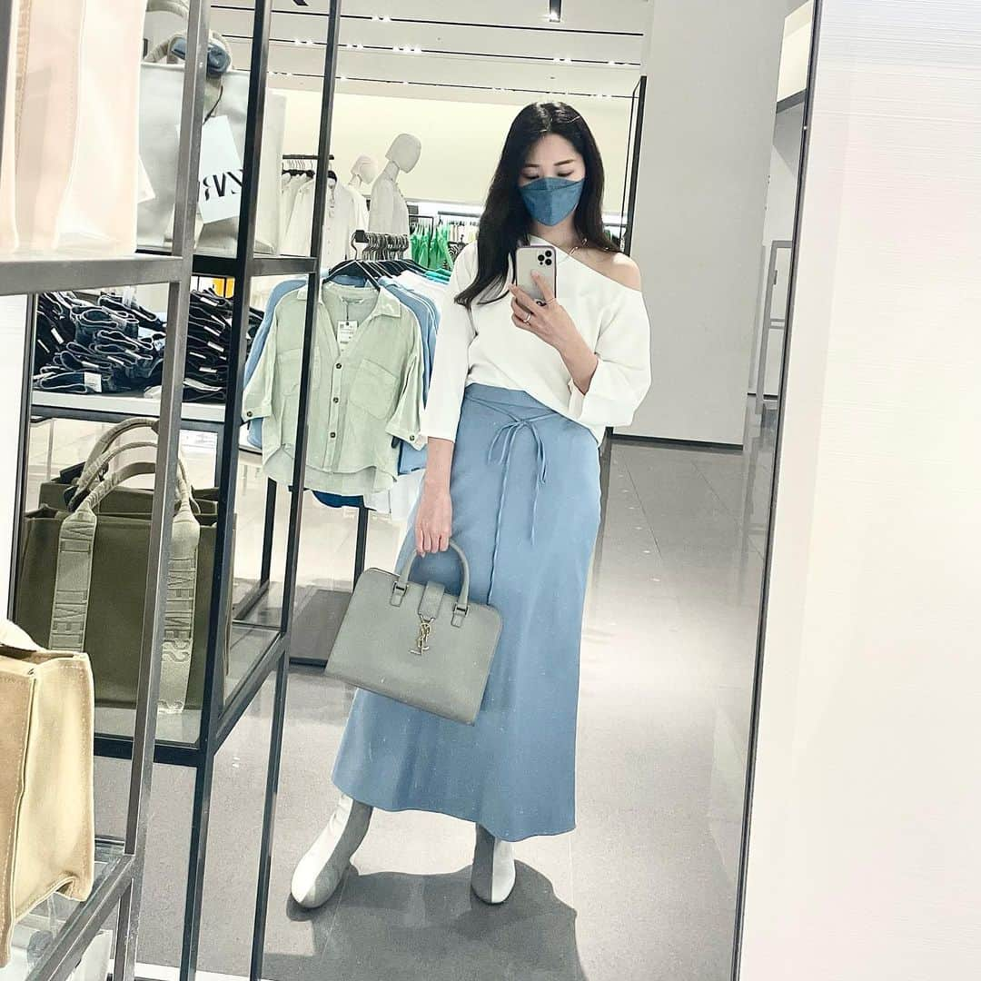 愛内心愛さんのインスタグラム写真 - (愛内心愛Instagram)「@zara   ZARAはデザインがすきっ🫧  #zara」3月13日 11時39分 - cocotandesu