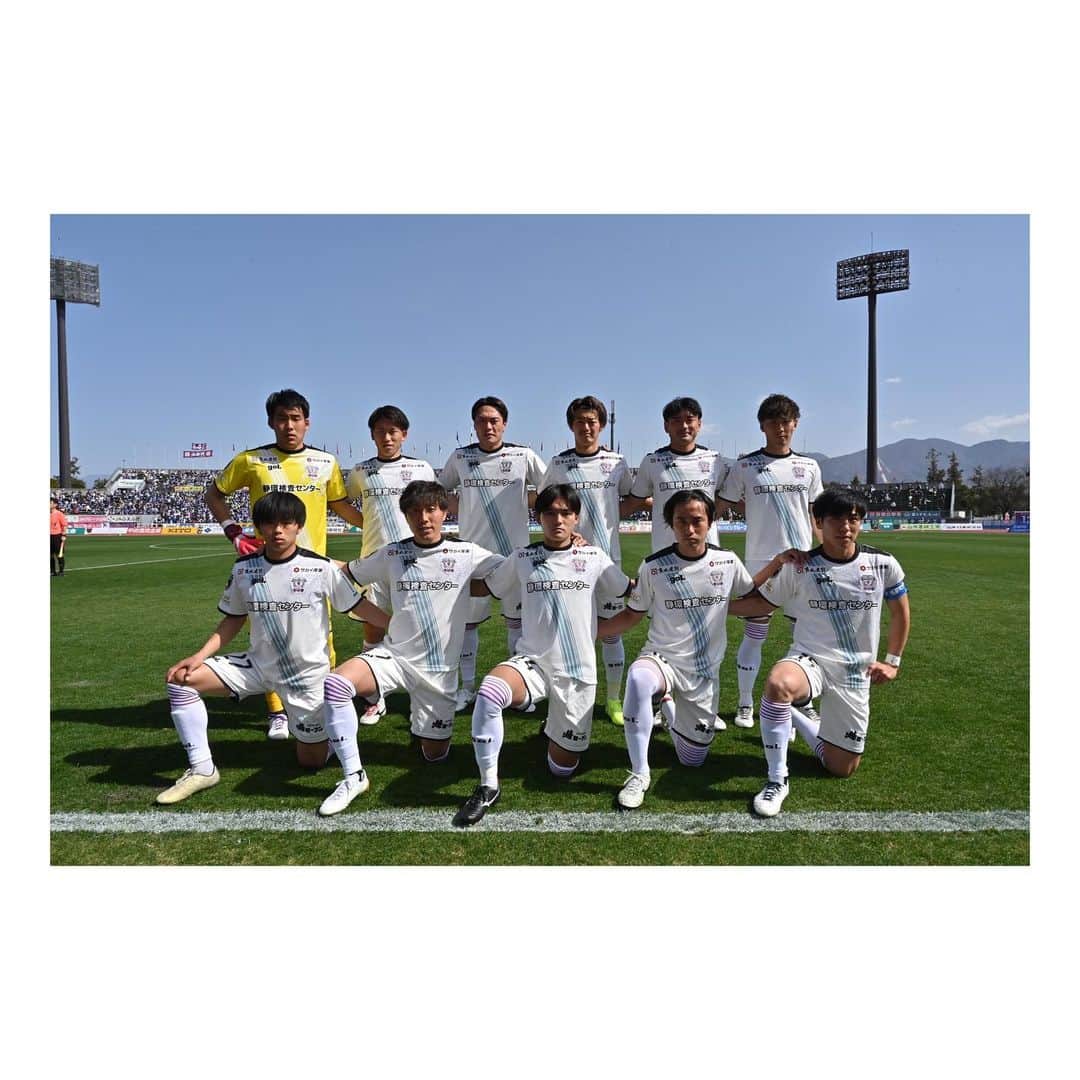水野泰輔のインスタグラム：「⁡ アウェー甲府までたくさんの応援ありがとうございました！ 連勝、連敗。いい事も悪い事もたくさんある長いシーズンでどれだけ成長できるか自分達に期待してもっと強くなりたい🔥 ⁡ #藤枝myfc #水野泰輔 #フットボールギア #footballgear #オレは摂取す #スポコラ #Retox #焼津 #藤枝 #J2 #Jリーグ」