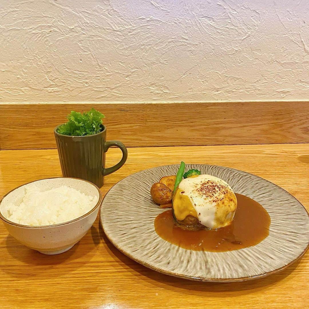 白瀬乃愛のグルメインスタ