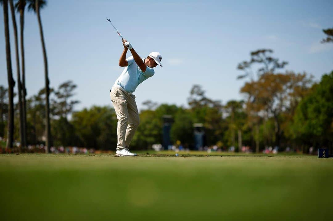 クリスティアン・ベゾイデンハウトさんのインスタグラム写真 - (クリスティアン・ベゾイデンハウトInstagram)「Tough Sunday! Thanks for a fantastic week @theplayerschamp . Congrats to @scottie.scheffler on the W. See you all @dellmatchplay 👊🏻」3月13日 12時31分 - cbezgolf