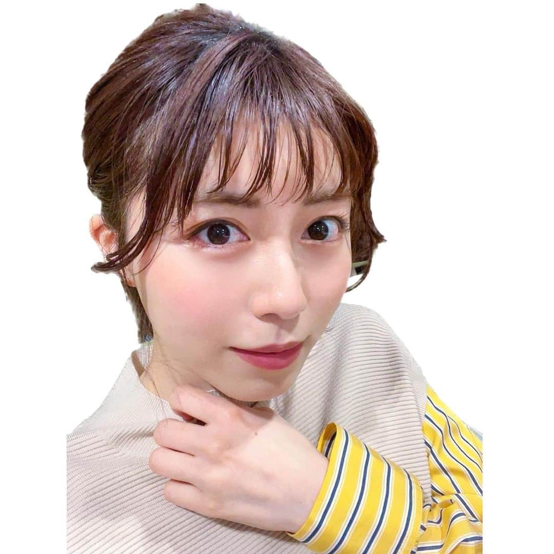 小池花瑠奈のインスタグラム：「日増しに春めいてくるこの頃🌸 みなさまお元気ですか？ こちらは己と戦うような1ヶ月半を過ごしておりました。笑 写真はこの間撮影した時の。 切り抜き機能すごいなぁ✂︎」