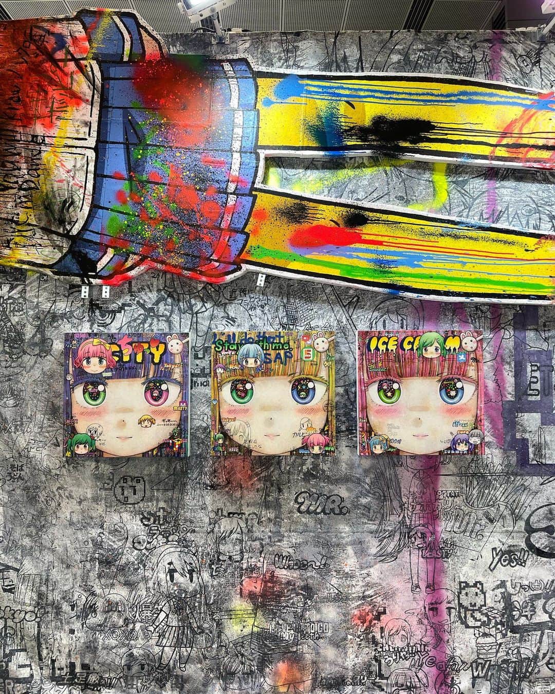 Mr.のインスタグラム：「Thank you so much!ありがとうございました。 @artfairtokyo  @kaikaikikigallery  @takashipom」