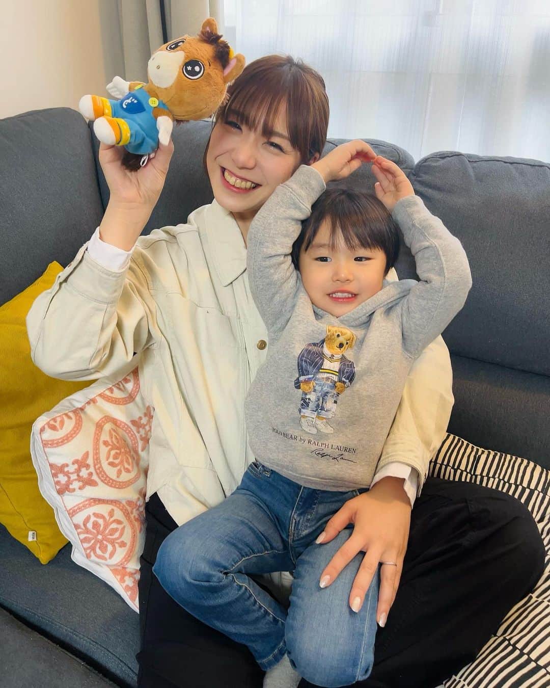 武田奈也のインスタグラム：「ㅤ 　 　 18:15〜どさんこワイド📺 みてね😊❤️ 　 👦🏻初めてのテレビ出演かも🥰 使われるかわからないけど😂😂👍 とりあえず、カメラ🎥の前から離れませんでした😏🫰 　 　 　 #どさんこワイド #北海道」